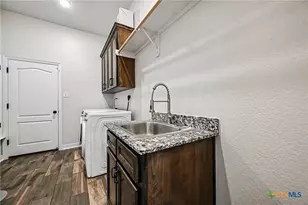 8302 Ginny Ln, Killeen, TX 76542 - Photo 32