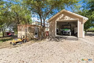 12694 Knob Hill Rd, Rogers, TX 76569 - Photo 32