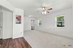 1112 W 1st St, Lampasas, TX 76550 - Photo 10