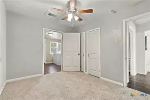 1112 W 1st St, Lampasas, TX 76550 - Photo 26
