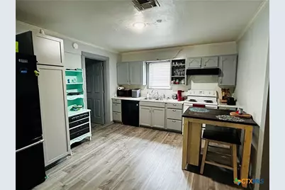 109 E Leon Street, Gatesville, TX 76528 - Photo 16