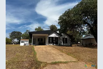 109 E Leon Street, Gatesville, TX 76528 - Photo 6