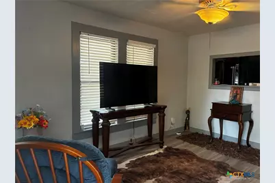 109 & 105 E Leon Street, Gatesville, TX 76528 - Photo 8