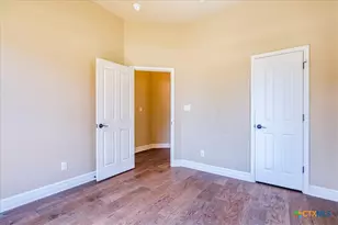 260 Long Creek Blvd, New Braunfels, TX 78130 - Photo 20