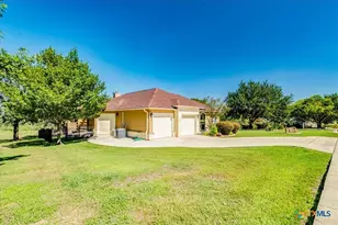 260 Long Creek Blvd, New Braunfels, TX 78130 - Photo 34