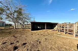 685 Fox Ln, Lockhart, TX 78644 - Photo 20
