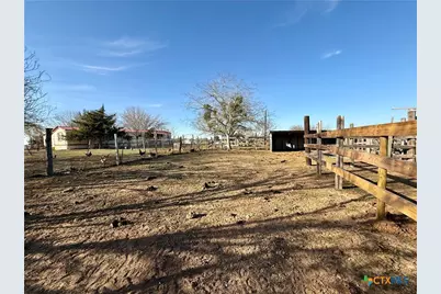 685 Fox Lane, Lockhart, TX 78644 - Photo 22