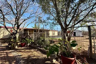 685 Fox Ln, Lockhart, TX 78644 - Photo 36