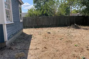 1210 S 3rd St, Temple, TX 76504 - Photo 10