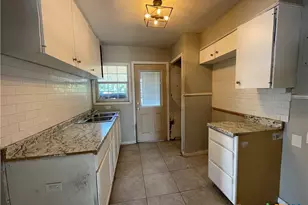 1210 S 3rd St, Temple, TX 76504 - Photo 4