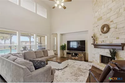 107 Brushy Creek, Victoria, TX 77904 - Photo 8