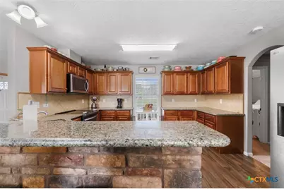 809 Buttercup Drive, Edna, TX 77957 - Photo 10