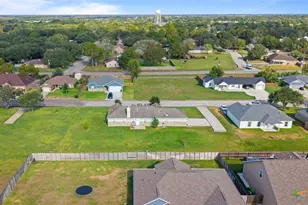 809 Buttercup Dr, Edna, TX 77957 - Photo 30