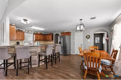 809 Buttercup Drive, Edna, TX 77957 - Photo 8