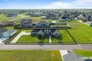 809 Buttercup Dr, Edna, TX 77957 - Photo 32