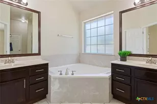2001 Stonehenge Dr, Harker Heights, TX 76548 - Photo 8