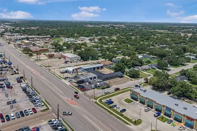 506 E Rosebud Avenue, Victoria, TX 77901 - Photo 4