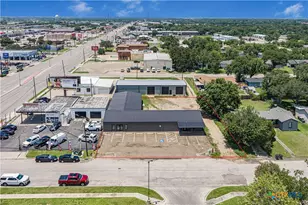 506 E Rosebud Ave, Victoria, TX 77901 - Photo 1