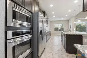 320 Ballad Bluffs, Spring Branch, TX 78070 - Photo 18