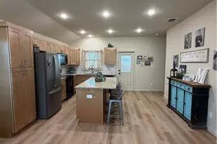 108 Boulder Ridge Dr, Cuero, TX 77954 - Photo 6