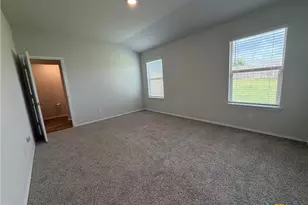 818 McLellan Dr, Temple, TX 76504 - Photo 10