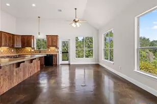423 Elmwood Dr, New Braunfels, TX 78130 - Photo 18