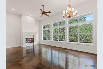 423 Elmwood Drive, New Braunfels, TX 78130 - Photo 6