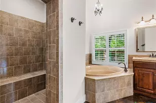 423 Elmwood Dr, New Braunfels, TX 78130 - Photo 24