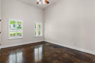 423 Elmwood Dr, New Braunfels, TX 78130 - Photo 28
