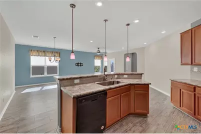2071 Wind Chime Way, New Braunfels, TX 78130 - Photo 4