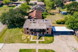 905 Simpson Rd, Victoria, TX 77904 - Photo 10