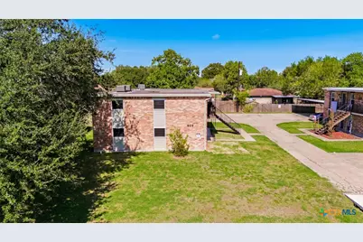 905 Simpson Road, Victoria, TX 77904 - Photo 8