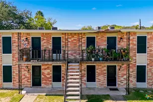 905 Simpson Rd, Victoria, TX 77904 - Photo 2