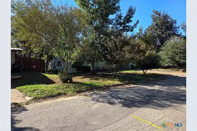 403 Hazel, Rockdale, TX 76567 - Photo 4