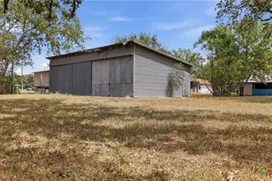 1602 Water (Us Hwy 183 Bypass) St, Gonzales, TX 78629 - Photo 12
