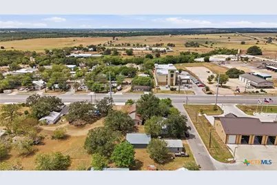 1602 Water (Us Hwy 183 Bypass) Street, Gonzales, TX 78629 - Photo 14