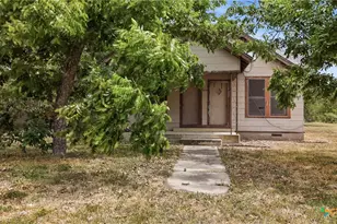 1602 Water (Us Hwy 183 Bypass) St, Gonzales, TX 78629 - Photo 8