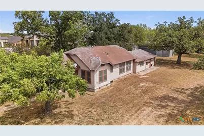 1602 Water (Us Hwy 183 Bypass) Street, Gonzales, TX 78629 - Photo 6