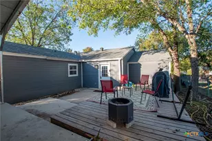 605 S Summer St, Lampasas, TX 76550 - Photo 26
