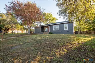 605 S Summer St, Lampasas, TX 76550 - Photo 1