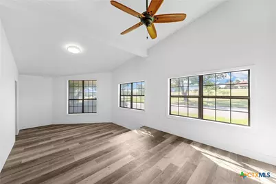 1524 E Avenue B, Temple, TX 76501 - Photo 10
