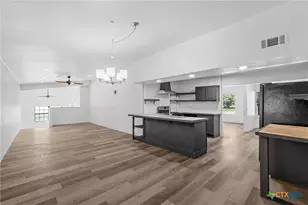 1524 E Avenue B, Temple, TX 76501 - Photo 6