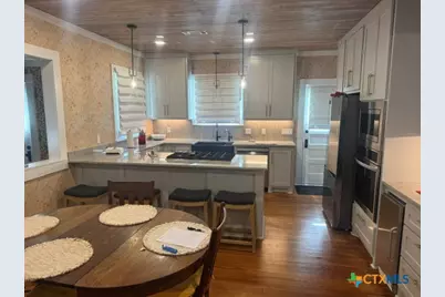 213 W Broadway Street, Cuero, TX 77954 - Photo 6