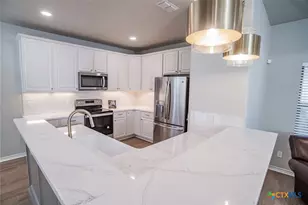 526 Blue Heron Ln, Mcqueeney, TX 78123 - Photo 12