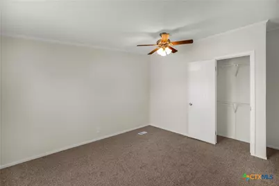 811 E Mesquite Lane, Victoria, TX 77901 - Photo 22