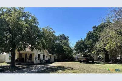 402 Live Oak Street, Gatesville, TX 76528 - Photo 2