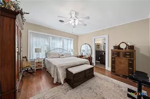 905 E 12th St, Cameron, TX 76520 - Photo 16