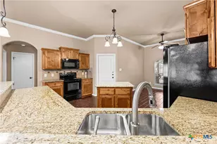 4930 Sean Patrick Glen, Temple, TX 76502 - Photo 16