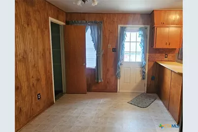 2502 Meadow Lane, Copperas Cove, TX 76522 - Photo 4