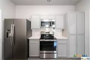 316 Lowes Blvd, Killeen, TX 76542 - Photo 6